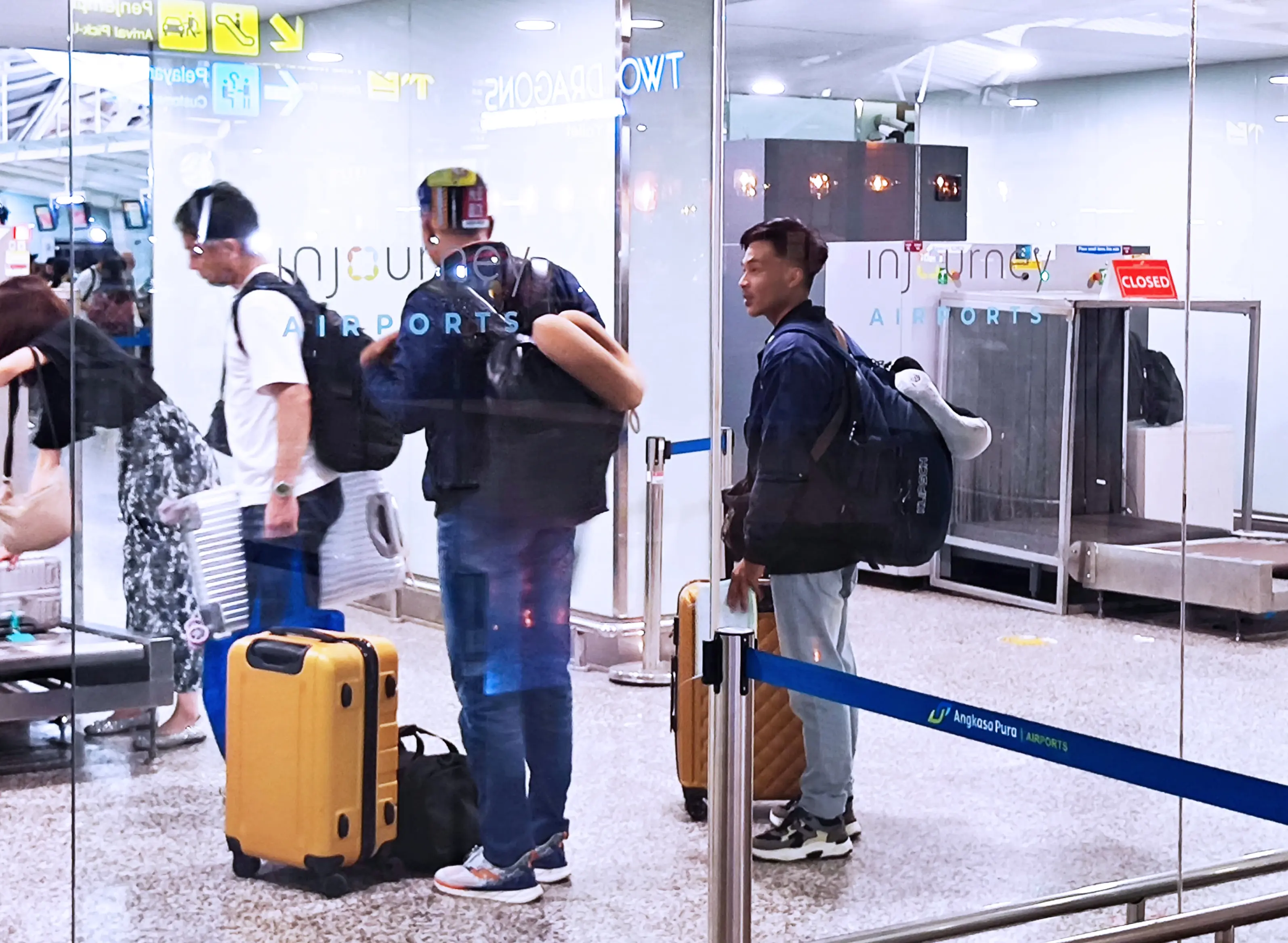 Foto kegiatan bersama siswa dan staff LPK Hoshi Gakuen Bali